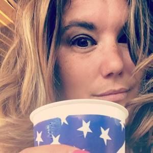 Meet your Posher, Janelle